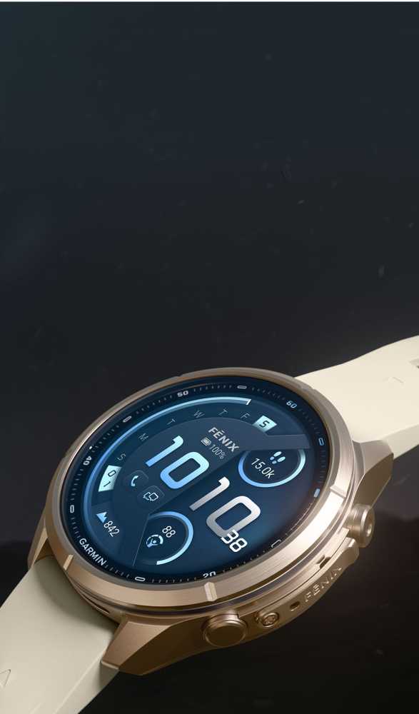 Narancssárga szíjas Garmin Fénix 9 pro okosóra színes AMOLED-kijelzővel.