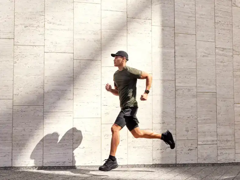 Garmin Forerunner v&aacute;laszt&oacute;