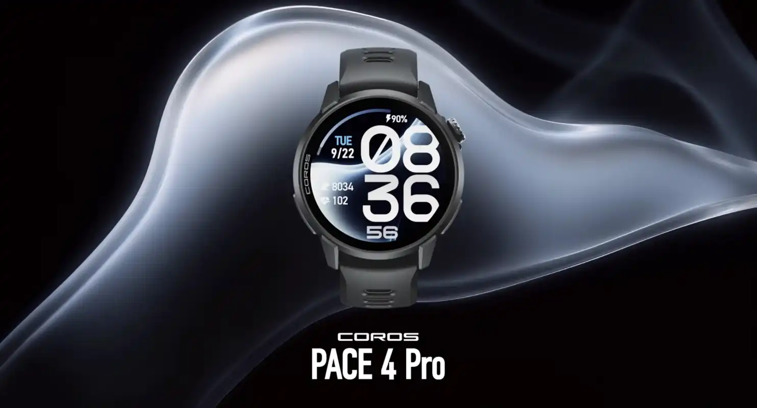 COROS PACE 4 Pro fekete sportóra, számlap és szilikonszíj elölnézetből