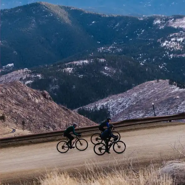 COROS DURA napelemes t&ouml;lt&eacute;s